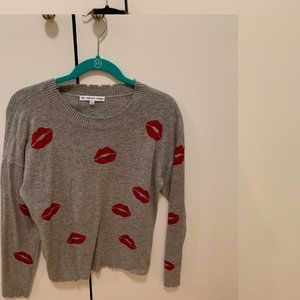 The Cashmere Project lip cashmere sweater in size medium